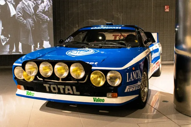 Cosmic Spins Casino Android/iOS App